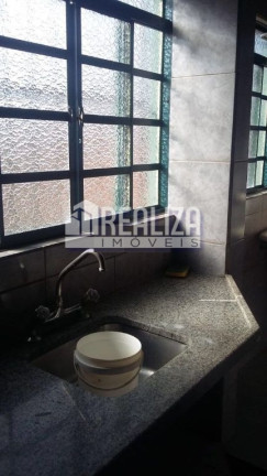 Imagem Sobrado com 7 Quartos à Venda, 150 m² em Boa Vista - Uberaba Imagem Sobrado com 7 Quartos à Venda, 150 m² em Boa Vista - Uberaba