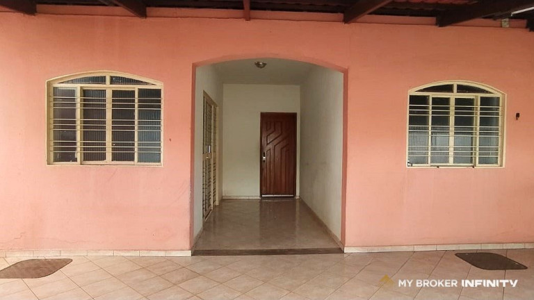 Casa com 3 Quartos à Venda, 238 m² em Setor Leste Vila Nova - Goiânia