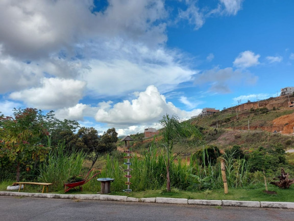 Imagem Sobrado com 3 Quartos à Venda,  em Jardim Centenário - Poços De Caldas