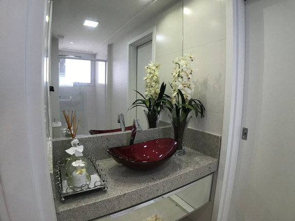 Imagem Imóvel com 4 Quartos à Venda, 126 m² em Praia Da Costa - Vila Velha Imagem Imóvel com 4 Quartos à Venda, 126 m² em Praia Da Costa - Vila Velha