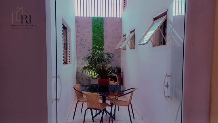 Imagem Casa com 3 Quartos à Venda, em Jardim Maria Rosa - Campinas Imagem Casa com 3 Quartos à Venda, em Jardim Maria Rosa - Campinas