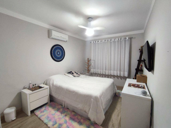 Imagem Casa com 5 Quartos à Venda, 314 m² em Alphaville 04 - Santana De Parnaíba Imagem Casa com 5 Quartos à Venda, 314 m² em Alphaville 04 - Santana De Parnaíba
