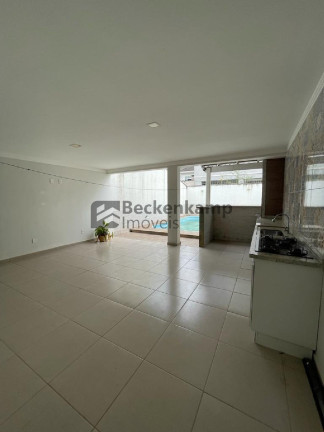 Imagem Casa com 3 Quartos à Venda, em Jardim Belvedere - Volta Redonda Imagem Casa com 3 Quartos à Venda, em Jardim Belvedere - Volta Redonda