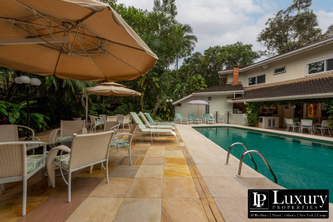 Imagem Casa de Condomínio com 6 Quartos à Venda, em Riviera De São Lourenço - Bertioga Imagem Casa de Condomínio com 6 Quartos à Venda, em Riviera De São Lourenço - Bertioga