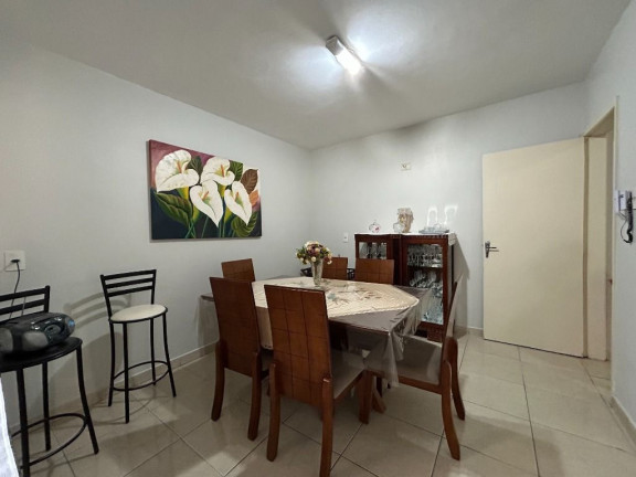 Imagem Casa com 3 Quartos à Venda, 191 m² em Setor Sudoeste - Goiânia Imagem Casa com 3 Quartos à Venda, 191 m² em Setor Sudoeste - Goiânia