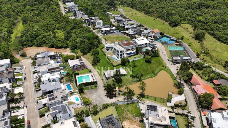 Imagem Terreno à Venda, 10 m² em Ariribá - Balneário Camboriú Imagem Terreno à Venda, 10 m² em Ariribá - Balneário Camboriú