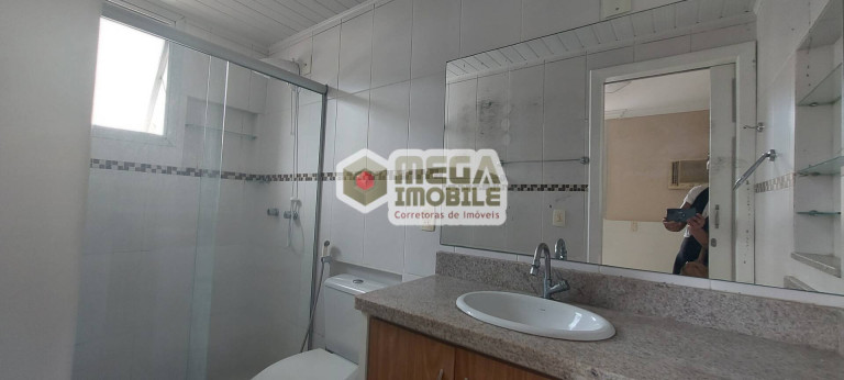Imagem Apartamento com 3 Quartos à Venda, 80 m² em Centro - Florianópolis Imagem Apartamento com 3 Quartos à Venda, 80 m² em Centro - Florianópolis