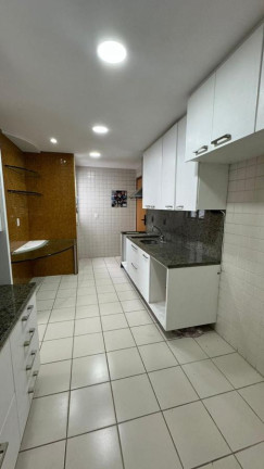 Imagem Apartamento com 3 Quartos à Venda, 137 m² em Casa Forte - Recife
