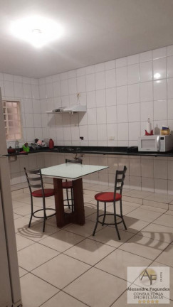 Imagem Casa com 3 Quartos à Venda, 324 m² em Vila Brasília - Aparecida De Goiânia Imagem Casa com 3 Quartos à Venda, 324 m² em Vila Brasília - Aparecida De Goiânia