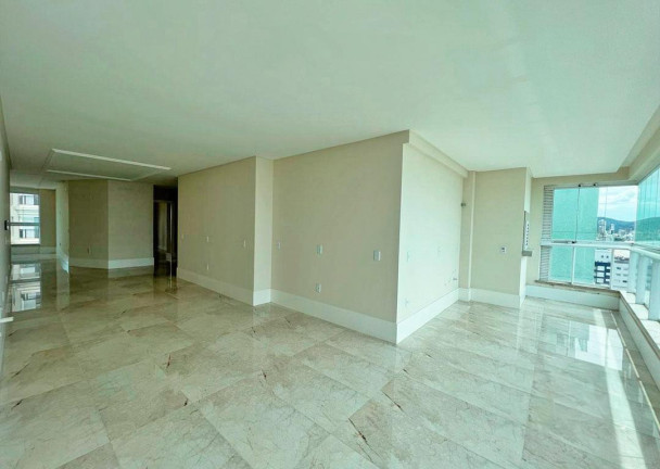 Imagem Apartamento com 3 Quartos à Venda, 135 m² em Meia Praia - Itapema