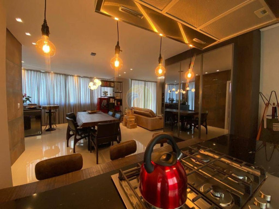 Imagem Apartamento com 3 Quartos à Venda, 131 m² em Centro - Balneário Camboriú Imagem Apartamento com 3 Quartos à Venda, 131 m² em Centro - Balneário Camboriú