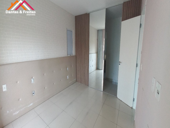 Imagem Imóvel com 3 Quartos para Alugar,  em Lagoa Redonda - Fortaleza