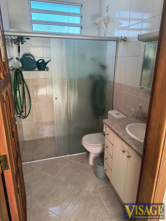 Imagem Casa com 3 Quartos à Venda,  em Centro - Jacareí
