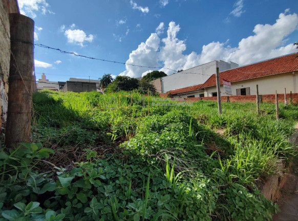 Imagem Terreno à Venda, 1 m² em Centro - Botucatu