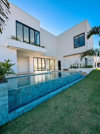 Imagem Casa com 5 Quartos à Venda, 380 m² em Interlagos - Vila Velha Imagem Casa com 5 Quartos à Venda, 380 m² em Interlagos - Vila Velha