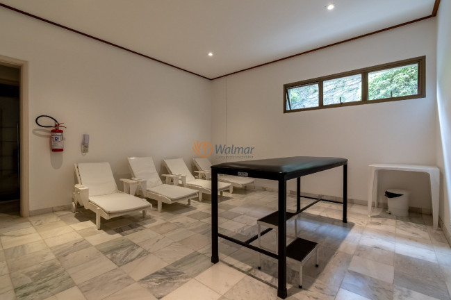 Imóvel com 4 Quartos à Venda, 415 m² em Cambuí - Campinas