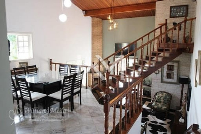 Imagem Casa com 4 Quartos à Venda, 450 m² em Jardim Cerejeiras - Arujá Imagem Casa com 4 Quartos à Venda, 450 m² em Jardim Cerejeiras - Arujá