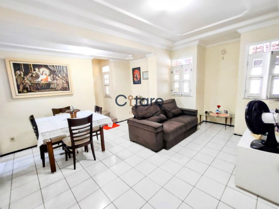 Imagem Casa com 4 Quartos à Venda, 180 m² em Cambeba - Fortaleza Imagem Casa com 4 Quartos à Venda, 180 m² em Cambeba - Fortaleza