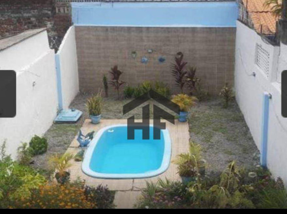Imagem Casa com 5 Quartos à Venda, 246 m² em Monteiro - Recife