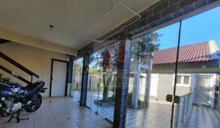 Imagem Casa com 5 Quartos à Venda, 243 m² em Hípica - Porto Alegre Imagem Casa com 5 Quartos à Venda, 243 m² em Hípica - Porto Alegre