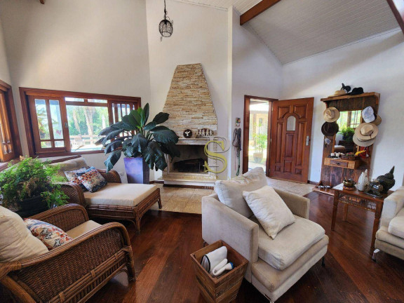 Imagem Casa com 4 Quartos para Alugar, 450 m² em Roseira - Mairiporã Imagem Casa com 4 Quartos para Alugar, 450 m² em Roseira - Mairiporã