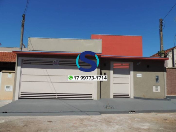 Imagem Casa com 3 Quartos à Venda, 200 m² em Centro - Indiaporã Imagem Casa com 3 Quartos à Venda, 200 m² em Centro - Indiaporã