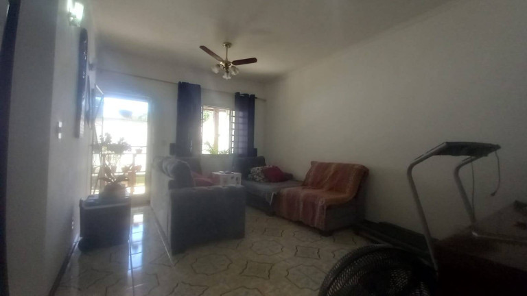 Imagem Casa com 3 Quartos à Venda, 250 m² em Parque Senhor Do Bonfim - Taubaté
