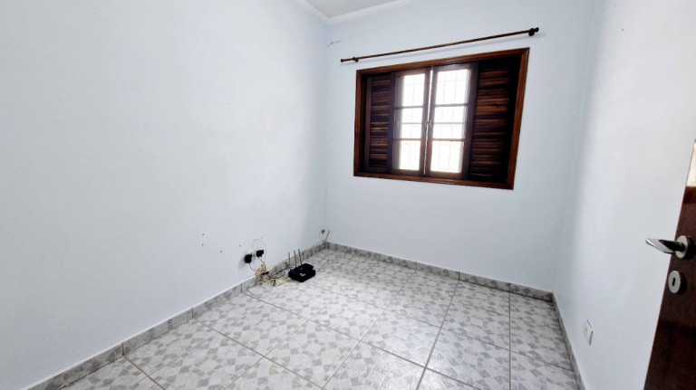 Imagem Casa com 4 Quartos à Venda, 172 m² em Vila Santa Terezinha (zona Norte) - São Paulo Imagem Casa com 4 Quartos à Venda, 172 m² em Vila Santa Terezinha (zona Norte) - São Paulo