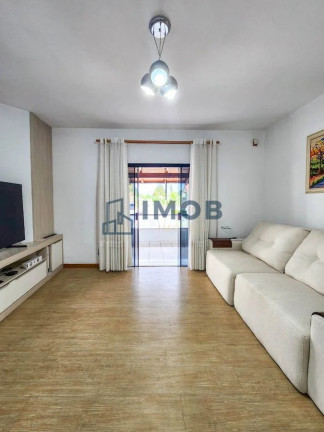 Imagem Casa com 3 Quartos à Venda, 231 m² em Vila Baependi - Jaraguá Do Sul Imagem Casa com 3 Quartos à Venda, 231 m² em Vila Baependi - Jaraguá Do Sul