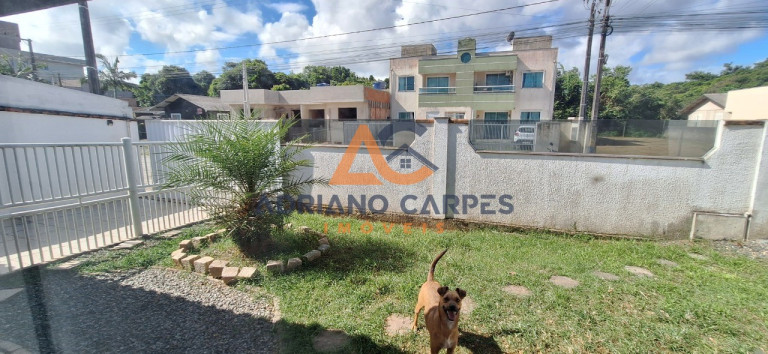 Imagem Casa com 3 Quartos à Venda, 110 m² em Meia Praia - Navegantes Imagem Casa com 3 Quartos à Venda, 110 m² em Meia Praia - Navegantes