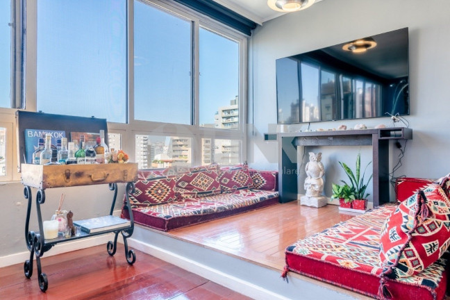 Imagem Imóvel com 4 Quartos à Venda, 231 m² em Moinhos De Vento - Porto Alegre