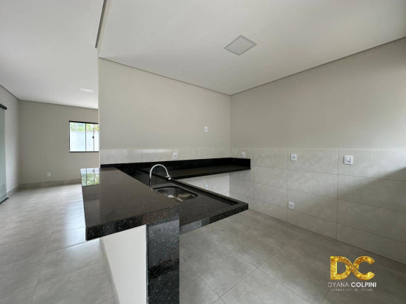 Imagem Casa com 3 Quartos à Venda, 128 m² em Jardim Universitário - Cuiabá