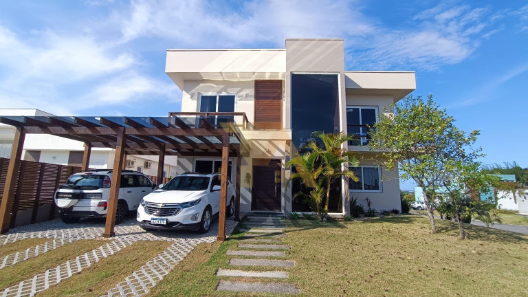 Imóvel com 5 Quartos à Venda, 2.760 m² em Araçatuba - Imbituba