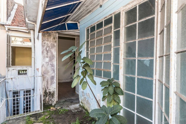 Imagem Casa com 3 Quartos à Venda, 305 m² em Floresta - Porto Alegre