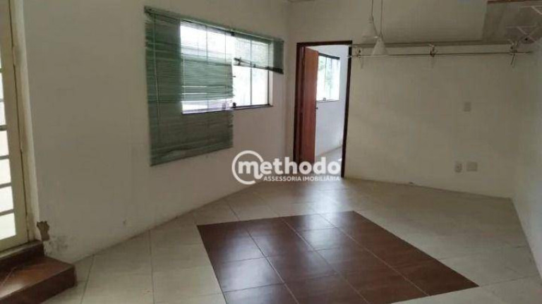 Imagem Casa com 3 Quartos à Venda, 230 m² em Taquaral - Campinas Imagem Casa com 3 Quartos à Venda, 230 m² em Taquaral - Campinas