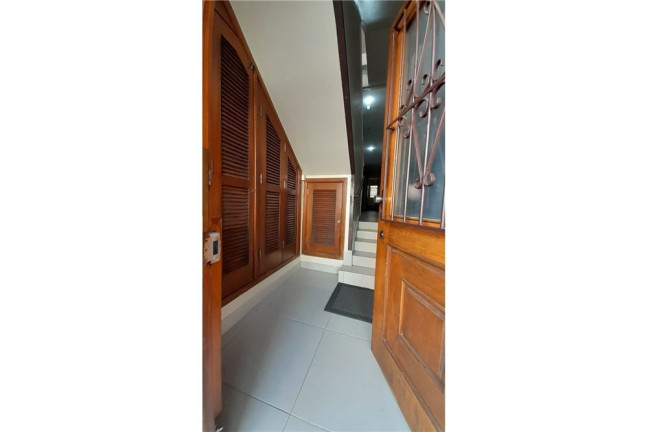 Imagem Imóvel com 3 Quartos à Venda,  em Petrópolis - Porto Alegre