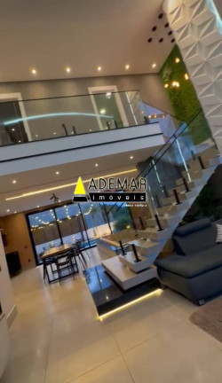 Imagem Casa com 4 Quartos à Venda, em Paranapanema Imagem Casa com 4 Quartos à Venda, em Paranapanema