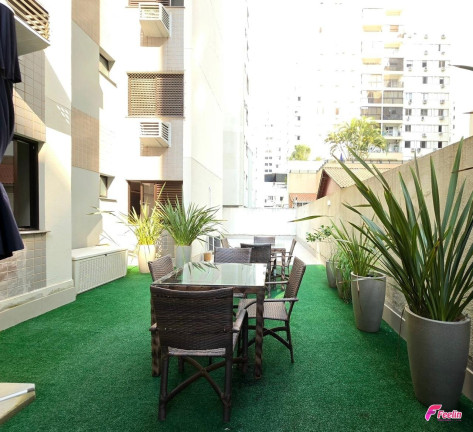 Imagem Apartamento com 3 Quartos à Venda, 93 m² em Centro - Florianópolis Imagem Apartamento com 3 Quartos à Venda, 93 m² em Centro - Florianópolis