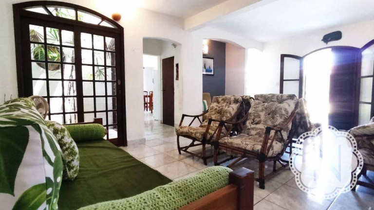 Imagem Sobrado com 4 Quartos à Venda, 253 m² em Savoy - Itanhaém Imagem Sobrado com 4 Quartos à Venda, 253 m² em Savoy - Itanhaém