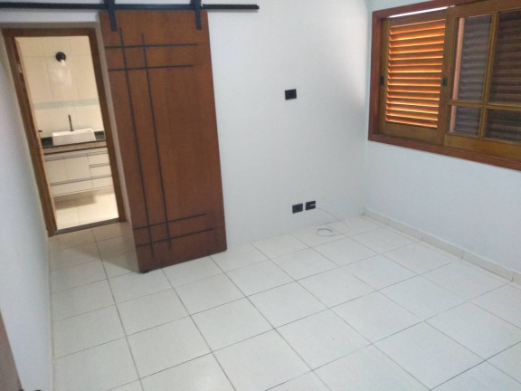 Imagem Casa com 3 Quartos à Venda, em Bal. Maracanã - Praia Grande Imagem Casa com 3 Quartos à Venda, em Bal. Maracanã - Praia Grande