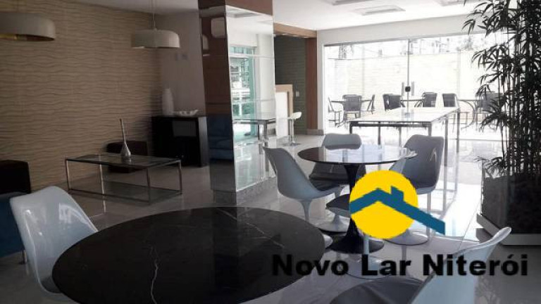 Imagem Apartamento com 2 Quartos à Venda, 85 m² em Charitas - Niterói
