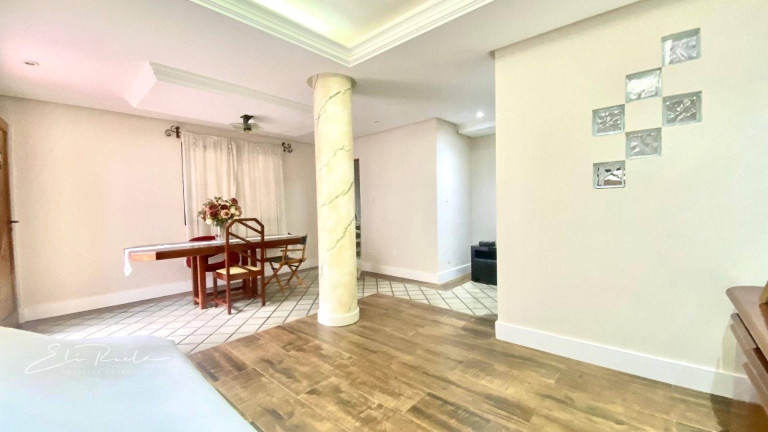 Imagem Casa com 3 Quartos à Venda, 300 m² em Santa Mônica - Colatina