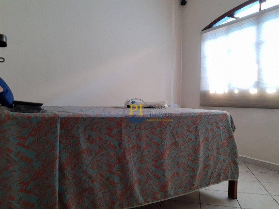 Imagem Casa com 6 Quartos à Venda, 327 m² em Canto Do Forte - Praia Grande Imagem Casa com 6 Quartos à Venda, 327 m² em Canto Do Forte - Praia Grande