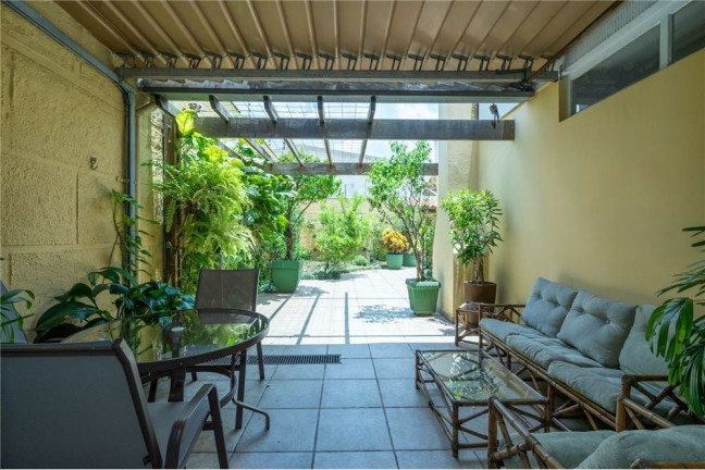 Imagem Casa com 3 Quartos à Venda, 285 m² em Moema - São Paulo