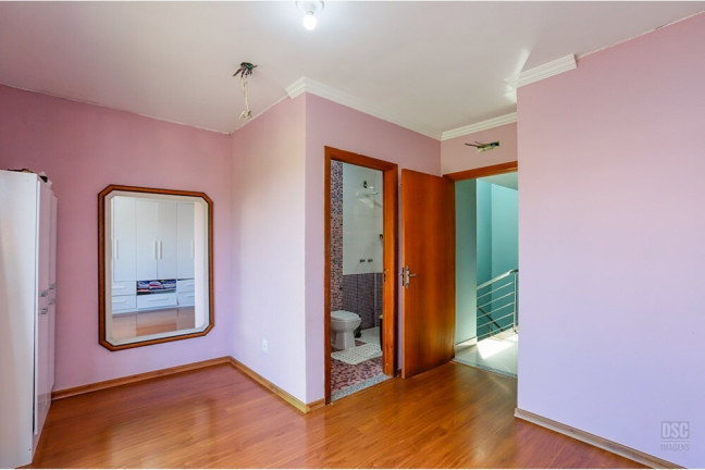 Imagem Casa com 3 Quartos à Venda, 185 m² em Hípica - Porto Alegre Imagem Casa com 3 Quartos à Venda, 185 m² em Hípica - Porto Alegre