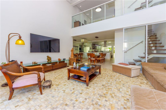 Imagem Casa com 5 Quartos à Venda, em Balneário Praia Do Pernambuco - Guarujá Imagem Casa com 5 Quartos à Venda, em Balneário Praia Do Pernambuco - Guarujá