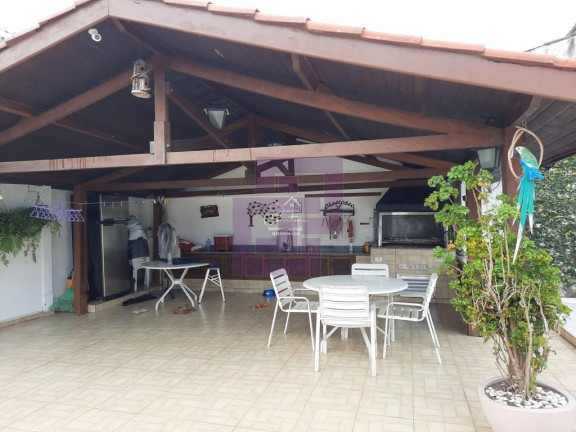 Imagem Casa com 5 Quartos à Venda, 140 m² em Enseada - Guarujá Imagem Casa com 5 Quartos à Venda, 140 m² em Enseada - Guarujá