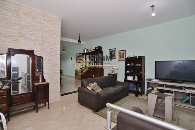 Imagem Sobrado com 3 Quartos à Venda, 210 m² em Vila Humaitá - Santo André