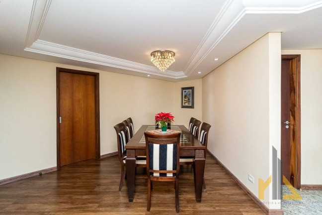 Imagem Casa com 3 Quartos à Venda, 127 m² em Bigorrilho - Curitiba Imagem Casa com 3 Quartos à Venda, 127 m² em Bigorrilho - Curitiba