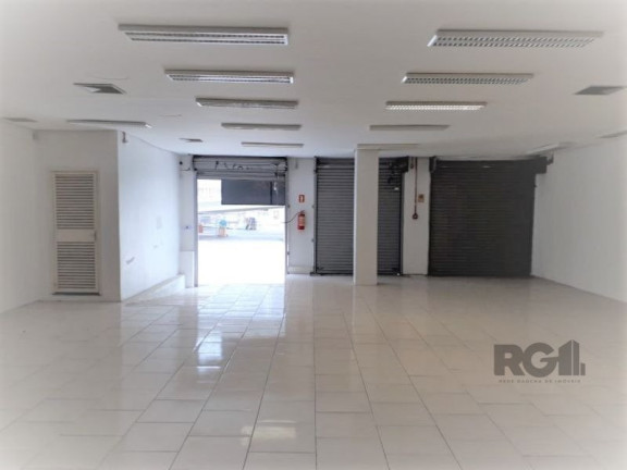 Imagem Loja para Alugar, 290 m² em Glória - Porto Alegre Imagem Loja para Alugar, 290 m² em Glória - Porto Alegre